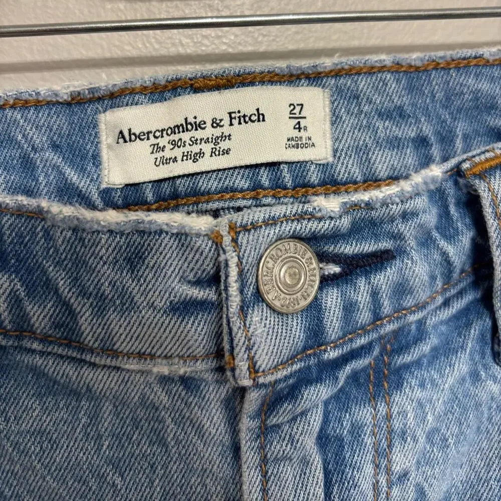 Abercrombie & Fitch 90s Straight Ultra High Rise Jeans - Size 4/27